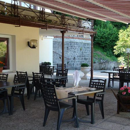 Hotel Restaurant Le Chalet Cortaillod Exterior photo